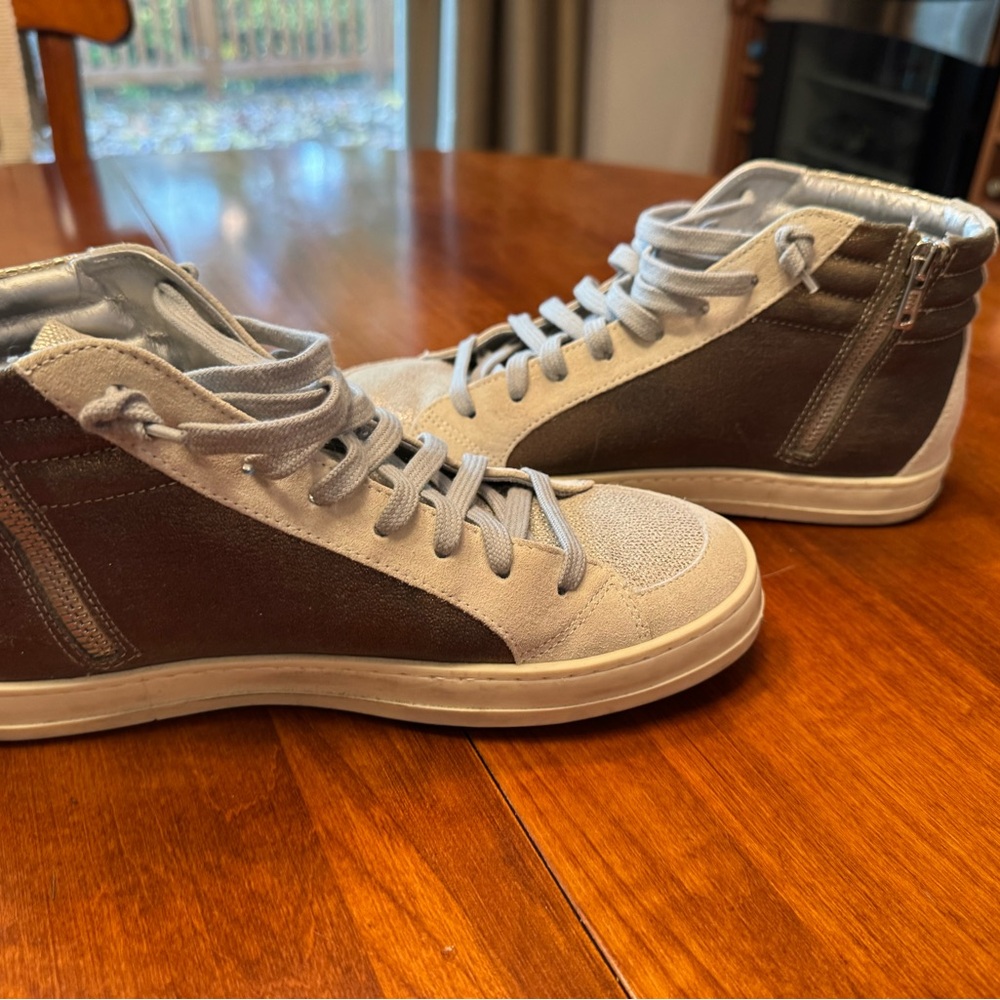 P448 Skate Prisma High Top Sneaker size 38